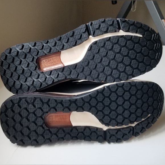 NEW! Gia Mesh Sneakers - Picture 8 of 9